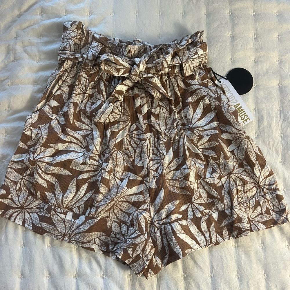 XS Amuse society shorts